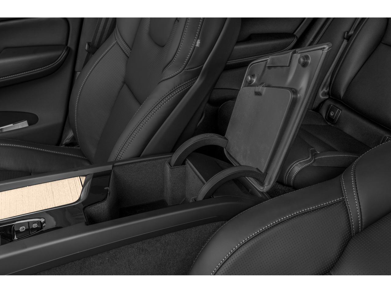 2021 Volvo XC60 Recharge Plug-In Hybrid T8 Polestar