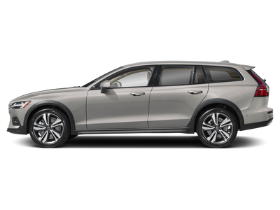 2023 Volvo V60 Cross Country B5 Plus