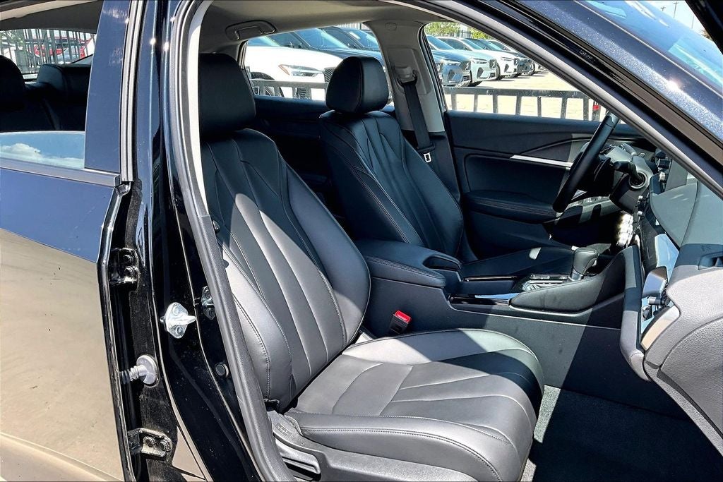 2025 Acura Integra Base