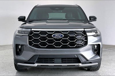 2025 Ford Explorer Platinum