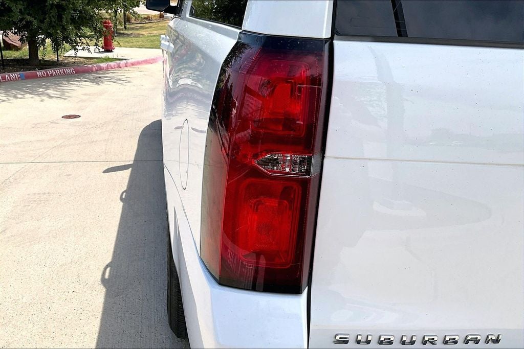 2017 Chevrolet Suburban LS