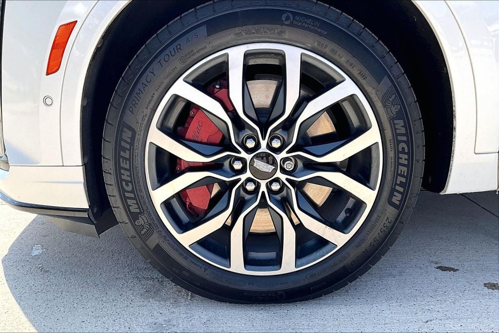 2024 Cadillac XT6 Sport