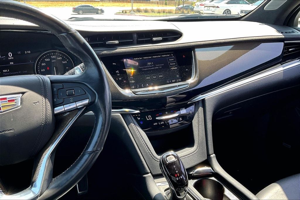 2024 Cadillac XT6 Sport