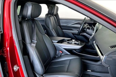2025 Cadillac LYRIQ Sport