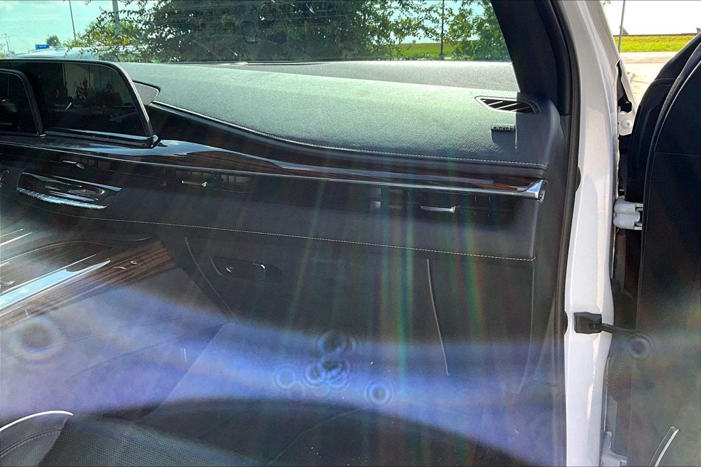 2022 Cadillac Escalade ESV Premium