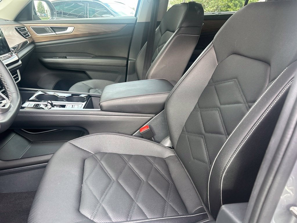 2026 Volkswagen Atlas SE w/Technology