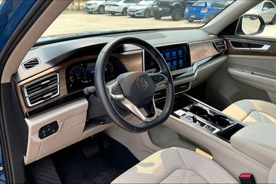 2025 Volkswagen Atlas 2.0T SE w/Technology