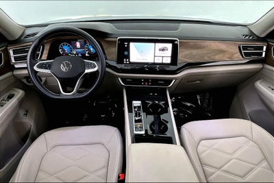 2025 Volkswagen Atlas 2.0T SE w/Technology