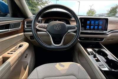 2025 Volkswagen Atlas 2.0T SE w/Technology