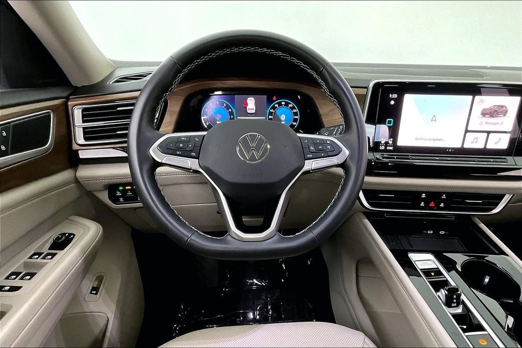 2025 Volkswagen Atlas 2.0T SE w/Technology