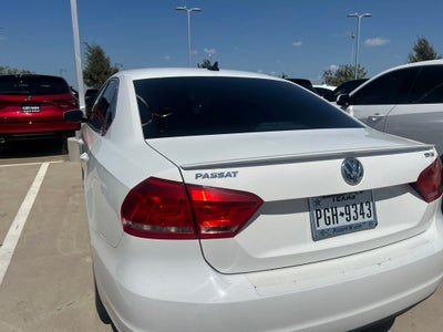 2015 Volkswagen Passat TDI SE w/Sunroof