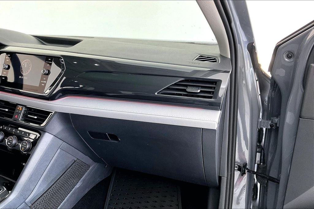 2024 Volkswagen Taos 1.5T SEL