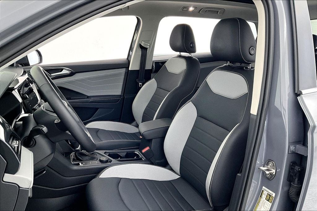 2024 Volkswagen Taos 1.5T SEL
