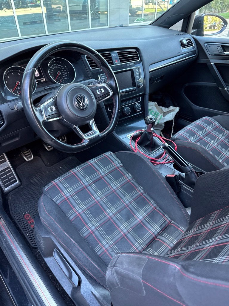 2015 Volkswagen Golf GTI 2.0T S