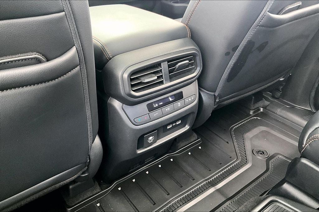 2023 Honda Pilot TrailSport
