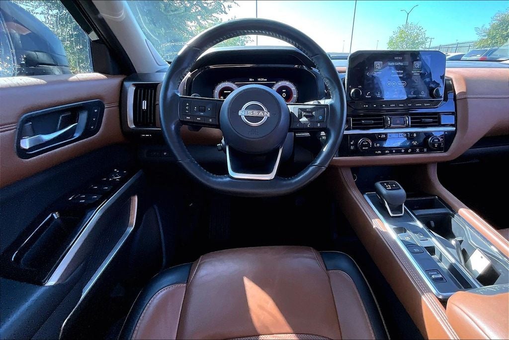 2023 Nissan Pathfinder Platinum