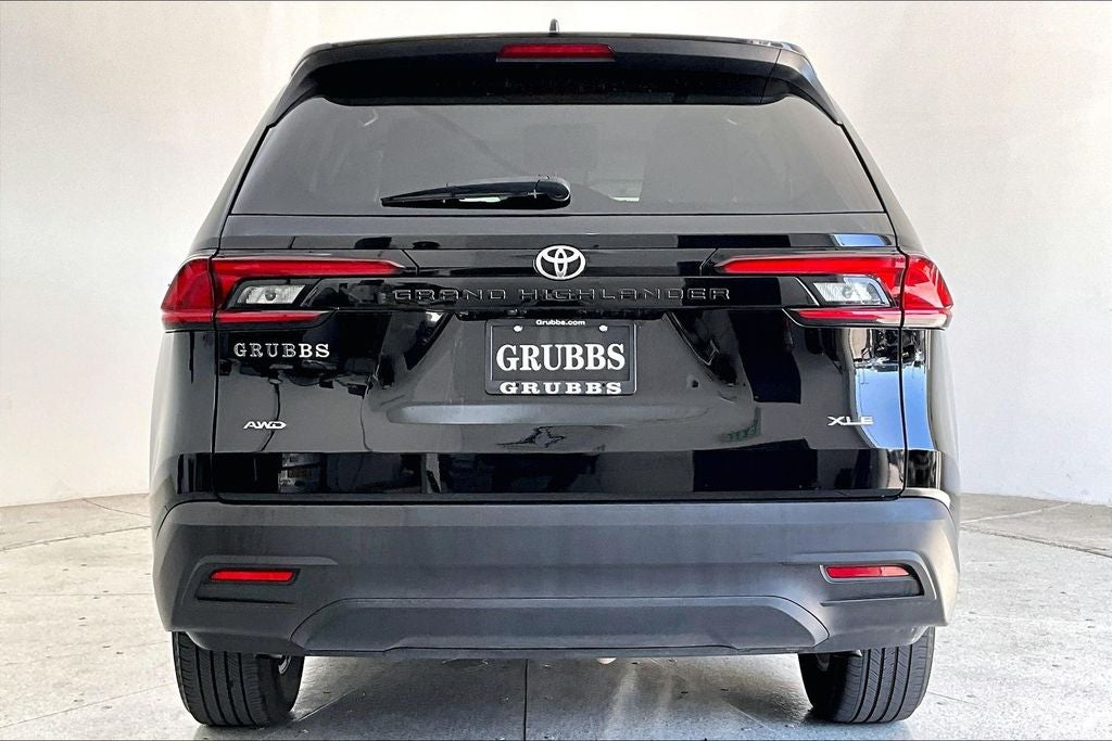 2025 Toyota Grand Highlander XLE