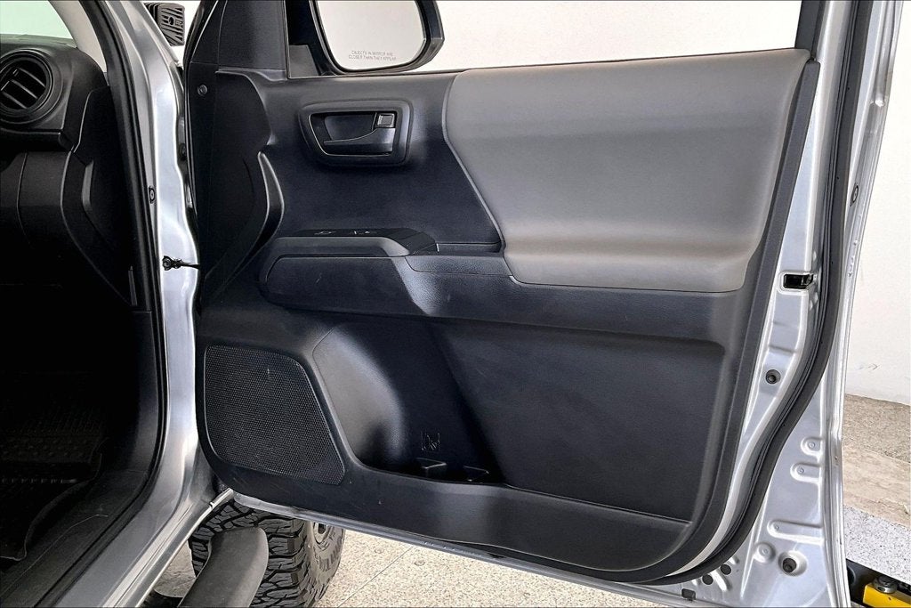 2021 Toyota Tacoma SR V6