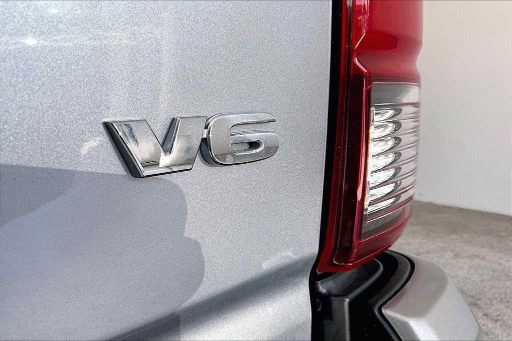 2021 Toyota Tacoma SR V6