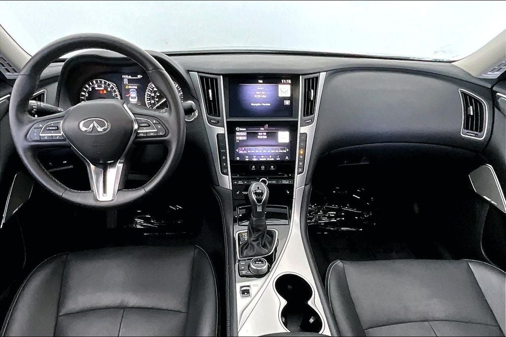 2023 INFINITI Q50 LUXE