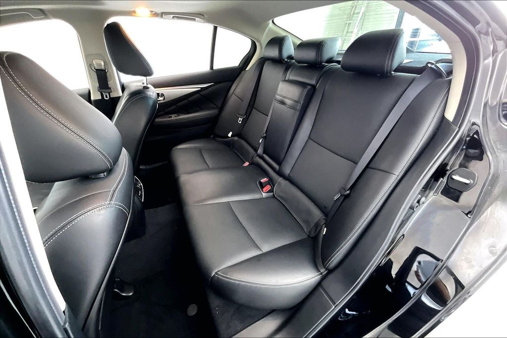 2023 INFINITI Q50 LUXE