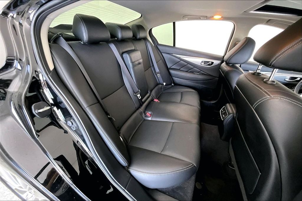 2023 INFINITI Q50 LUXE