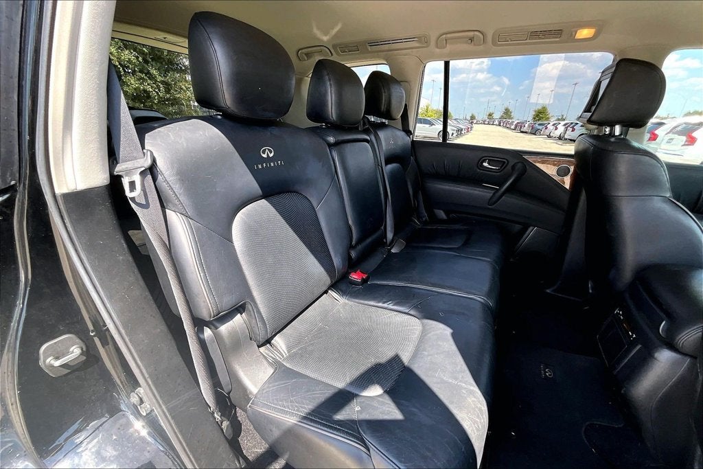 2011 INFINITI QX56 Base