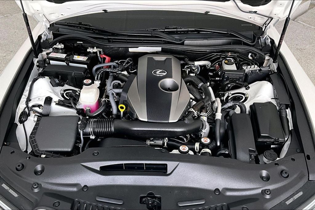 2024 Lexus IS 300