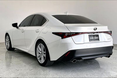 2024 Lexus IS 300