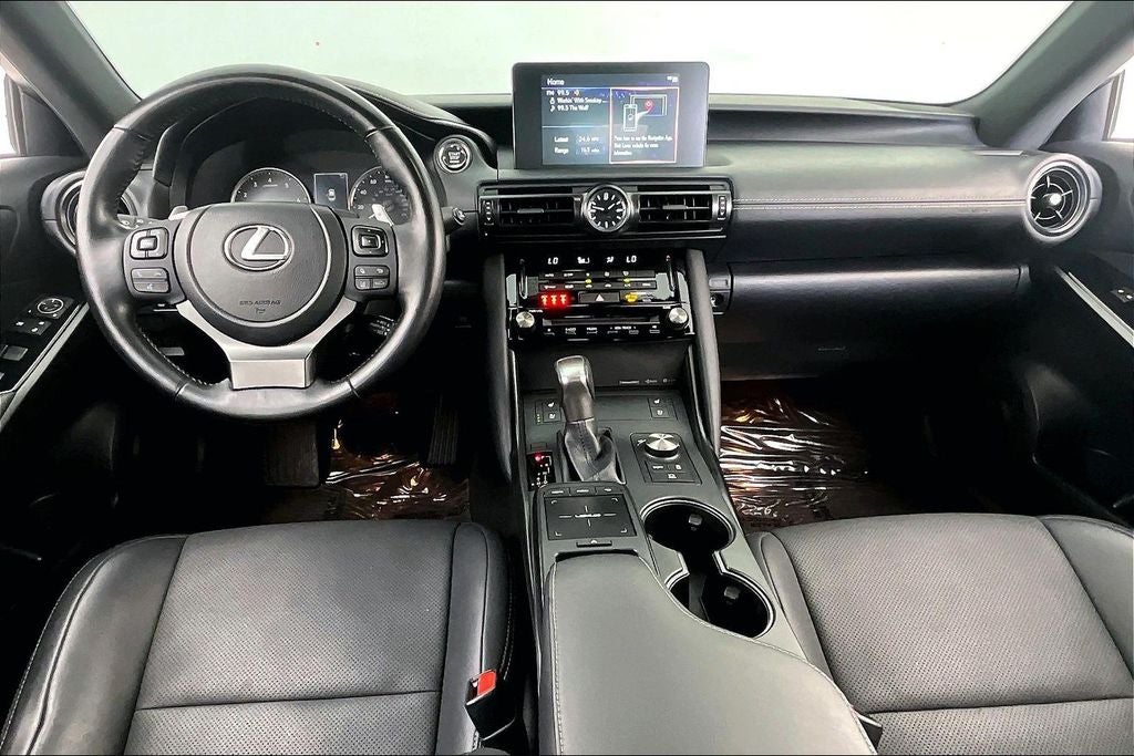 2024 Lexus IS 300