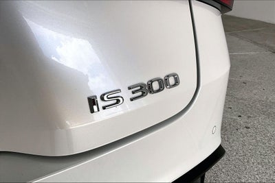 2024 Lexus IS 300