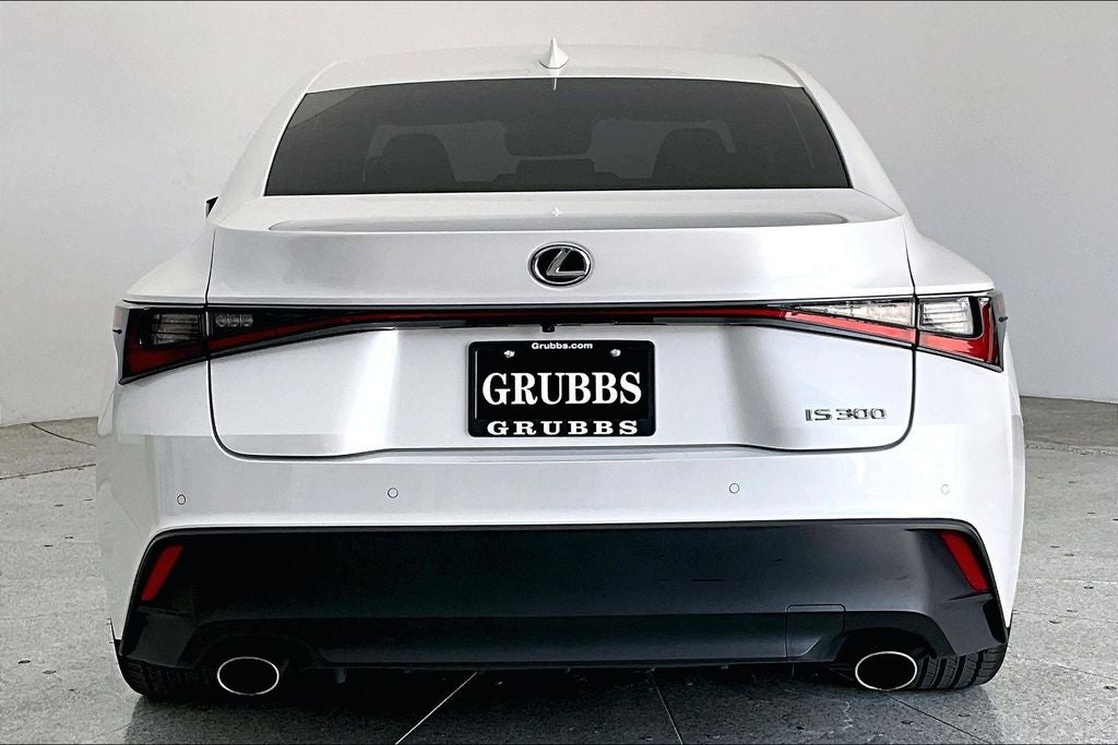 2024 Lexus IS 300
