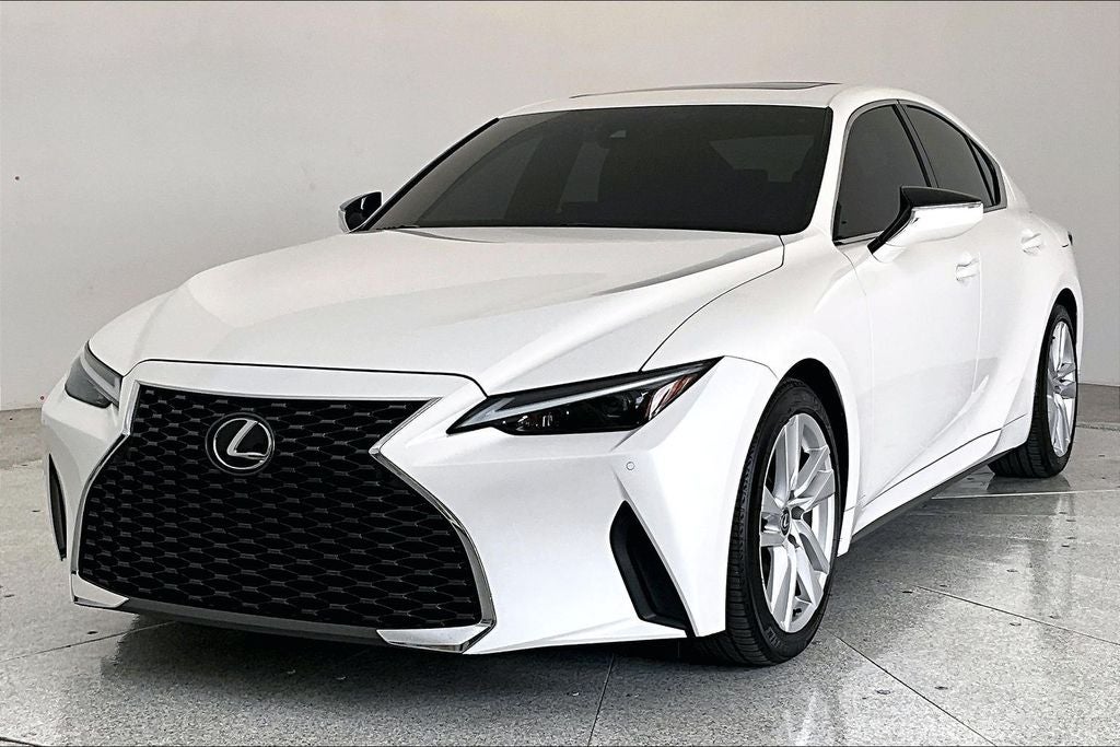 2024 Lexus IS 300