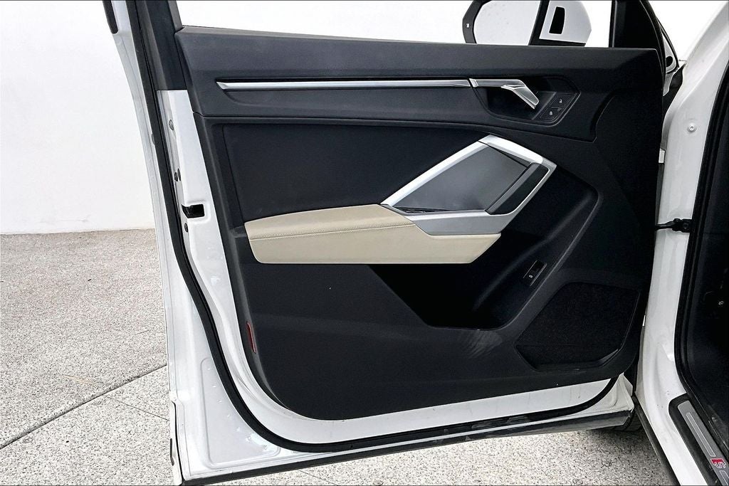 2019 Audi Q3 2.0T Premium Plus S line quattro
