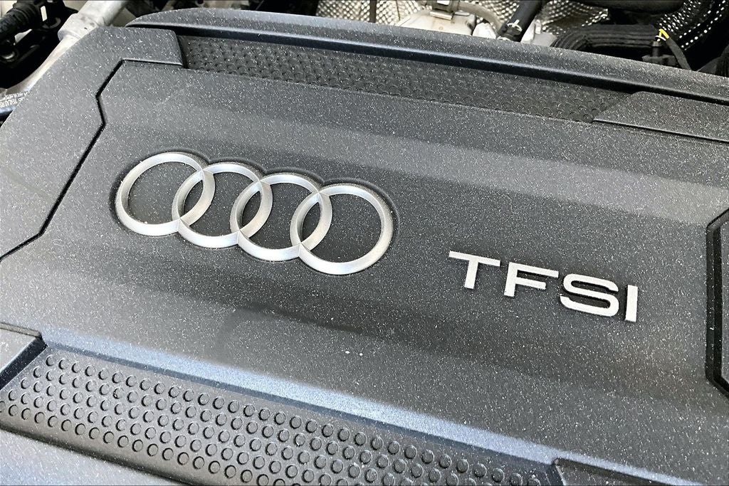 2019 Audi Q3 2.0T Premium Plus S line quattro