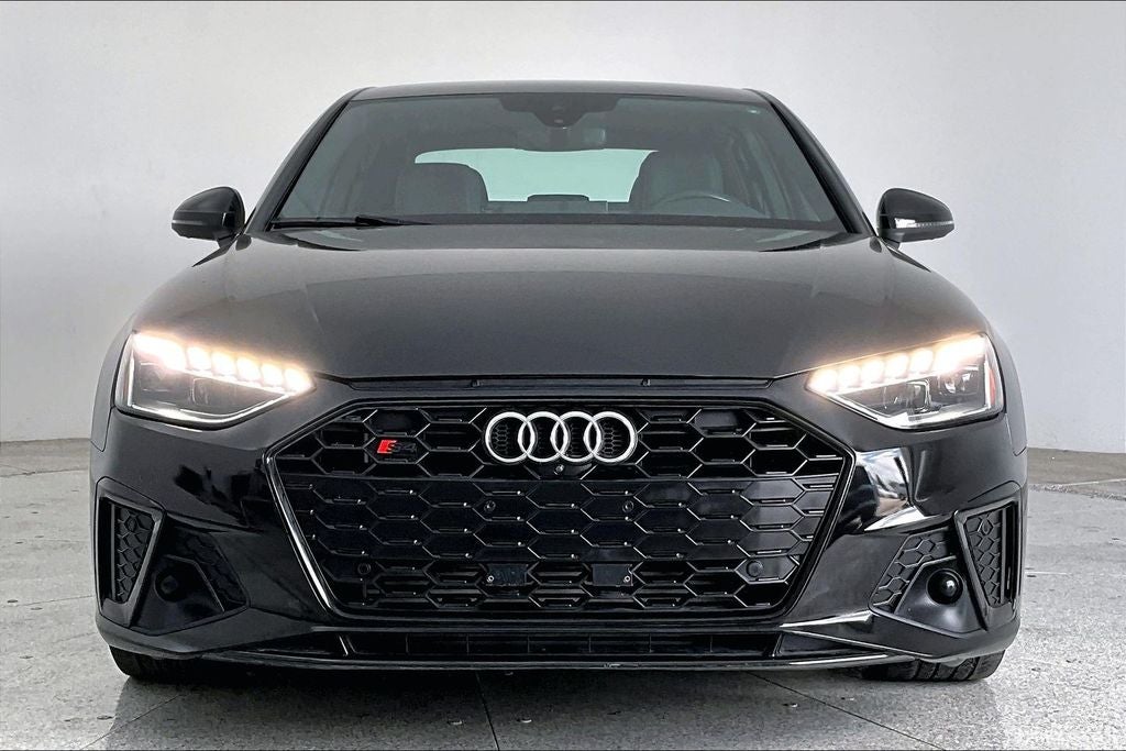2023 Audi A4 45 S line Premium Plus quattro