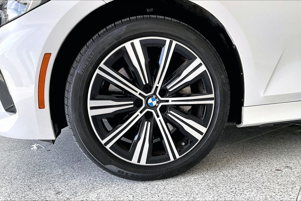 2025 BMW 3 Series 330i xDrive xDrive