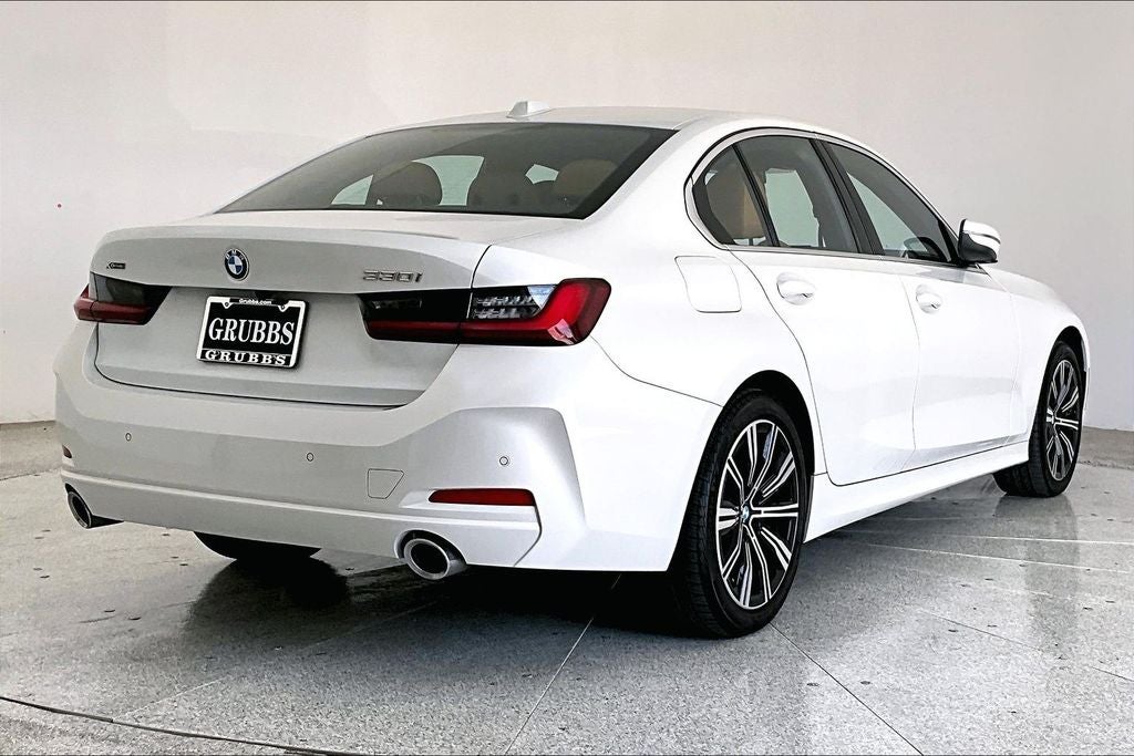 2025 BMW 3 Series 330i xDrive xDrive