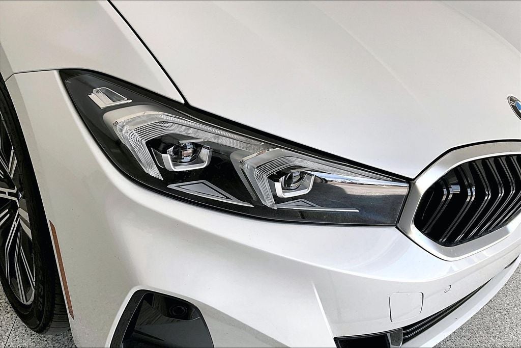2025 BMW 3 Series 330i xDrive xDrive