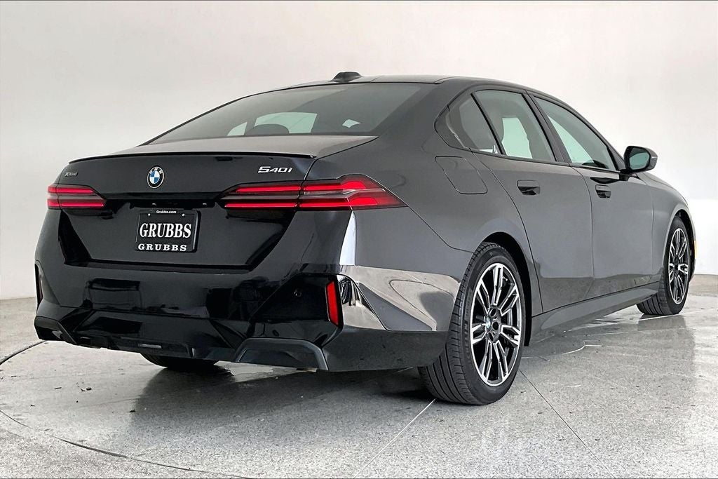 2026 BMW 5 Series 540i xDrive M Sport