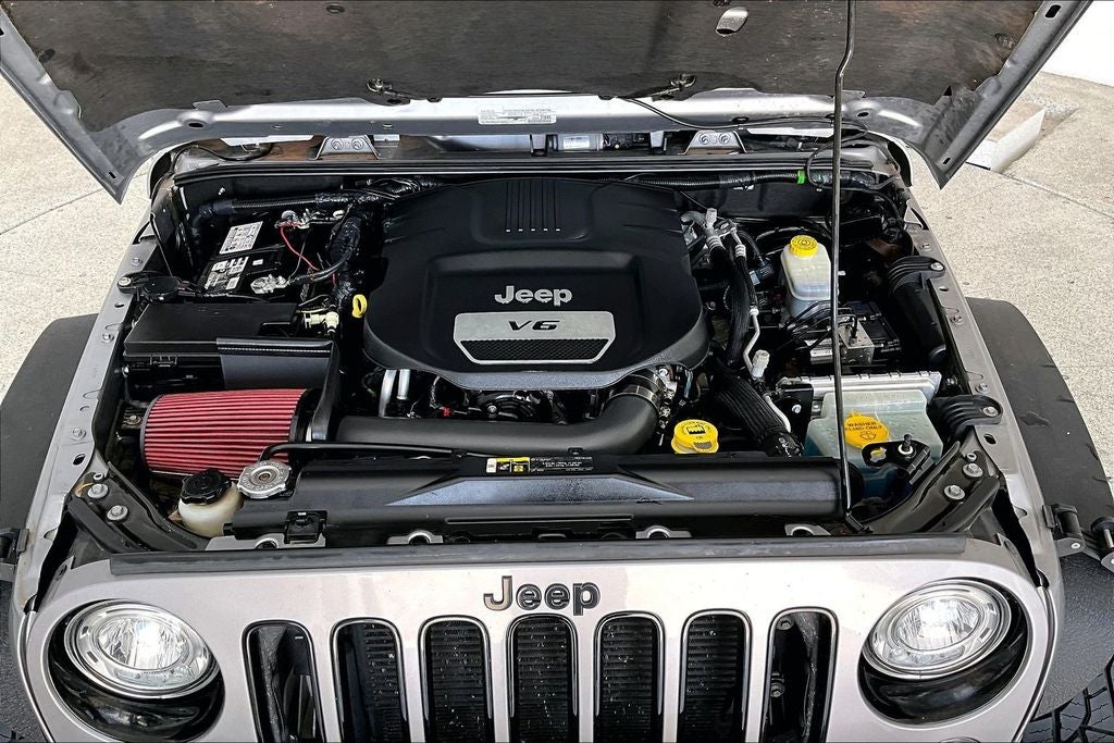 2018 Jeep Wrangler JK Unlimited Sahara 4WD