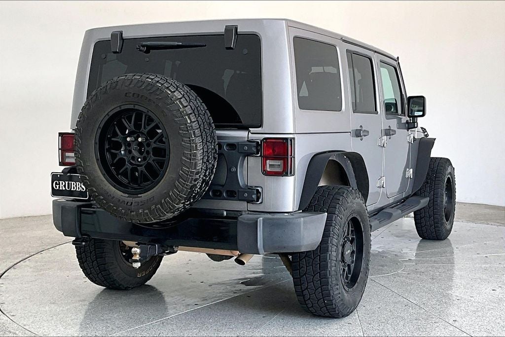 2018 Jeep Wrangler JK Unlimited Sahara 4WD