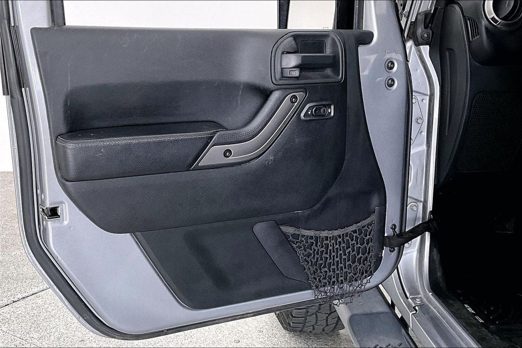 2018 Jeep Wrangler JK Unlimited Sahara 4WD