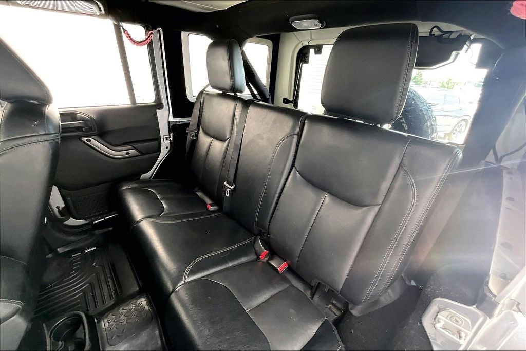 2018 Jeep Wrangler JK Unlimited Sahara 4WD