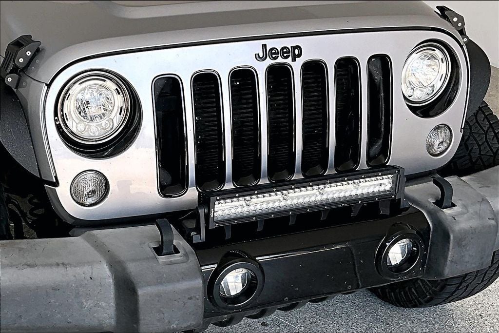 2018 Jeep Wrangler JK Unlimited Sahara 4WD