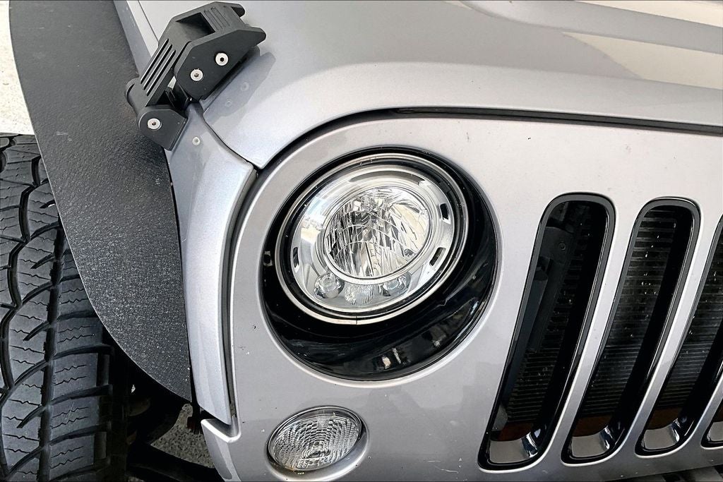 2018 Jeep Wrangler JK Unlimited Sahara 4WD