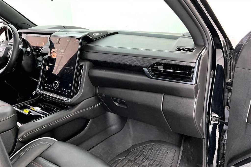 2025 GMC Yukon XL AT4 Ultimate