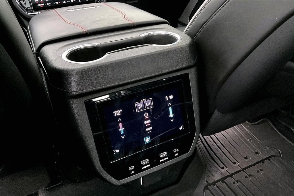 2025 GMC Yukon XL AT4 Ultimate