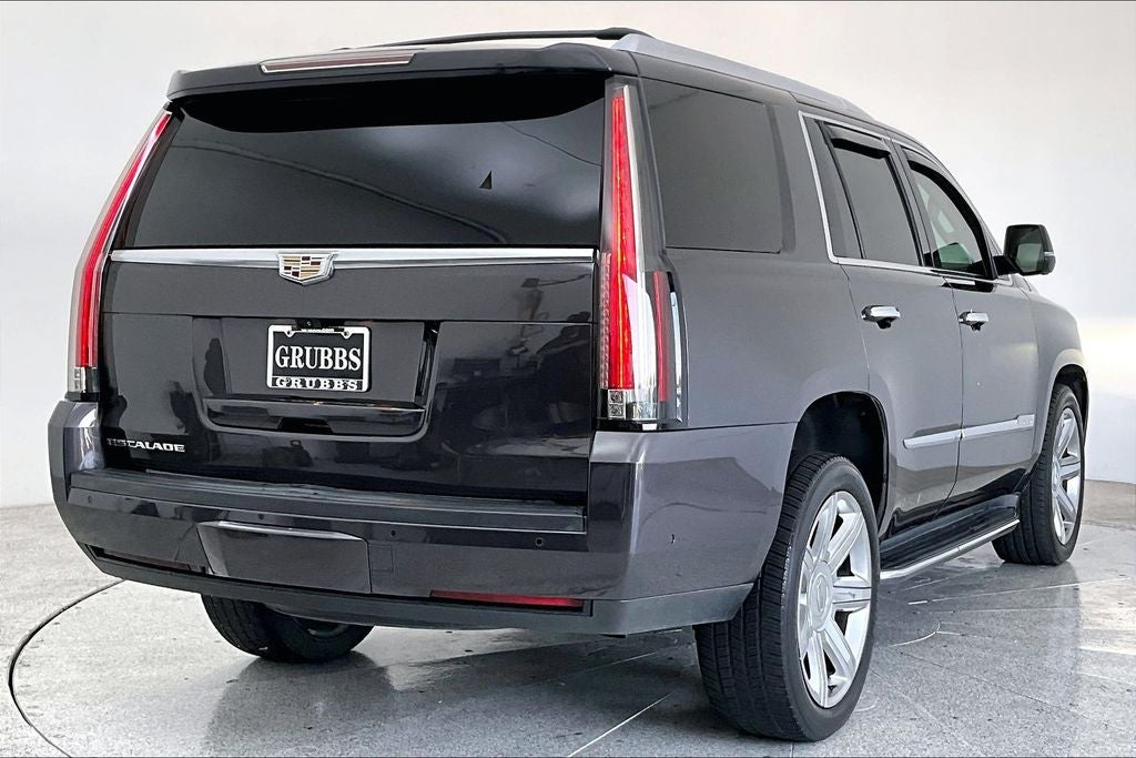 2017 Cadillac Escalade Luxury