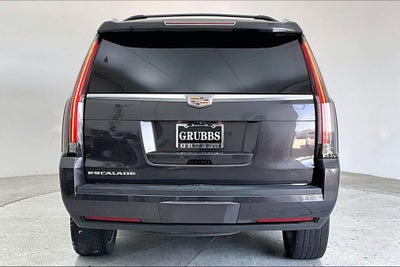 2017 Cadillac Escalade Luxury